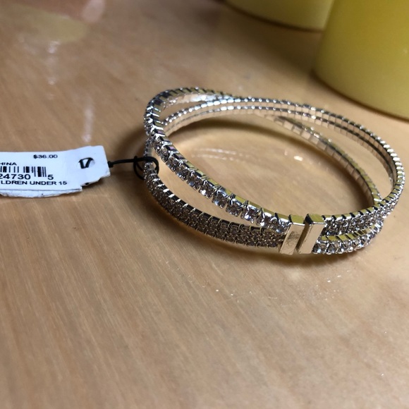 Anne Klein bracelet - Picture 2 of 7